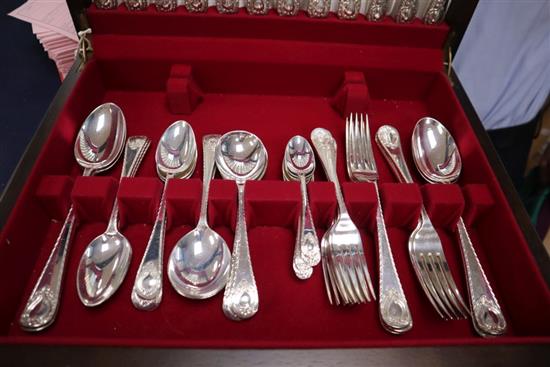 A modern matched service of Carrington Shield pattern silver flatware, 46 pieces in a mahogany canteen,